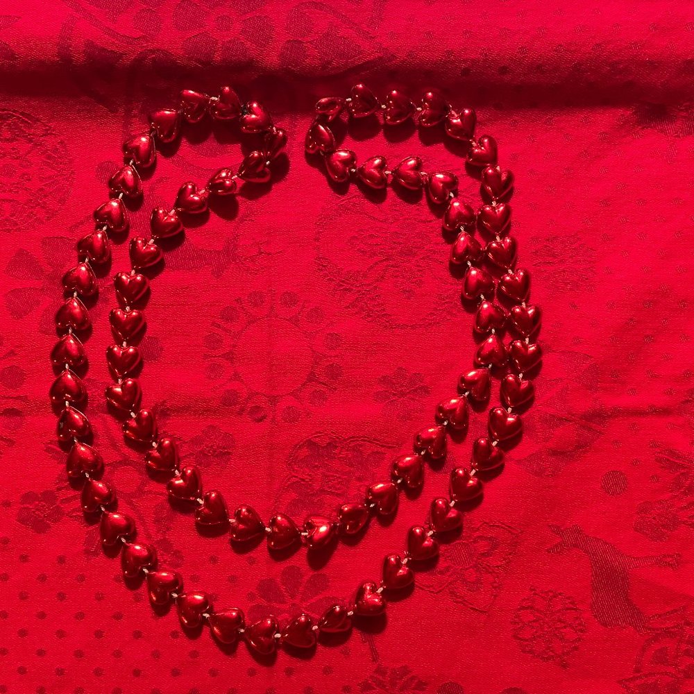 MARDI GRAS BEADED RED NECKLACE